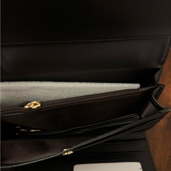 Floral Patterned Women's Wallet/Wristlet - Picture 3 of 4